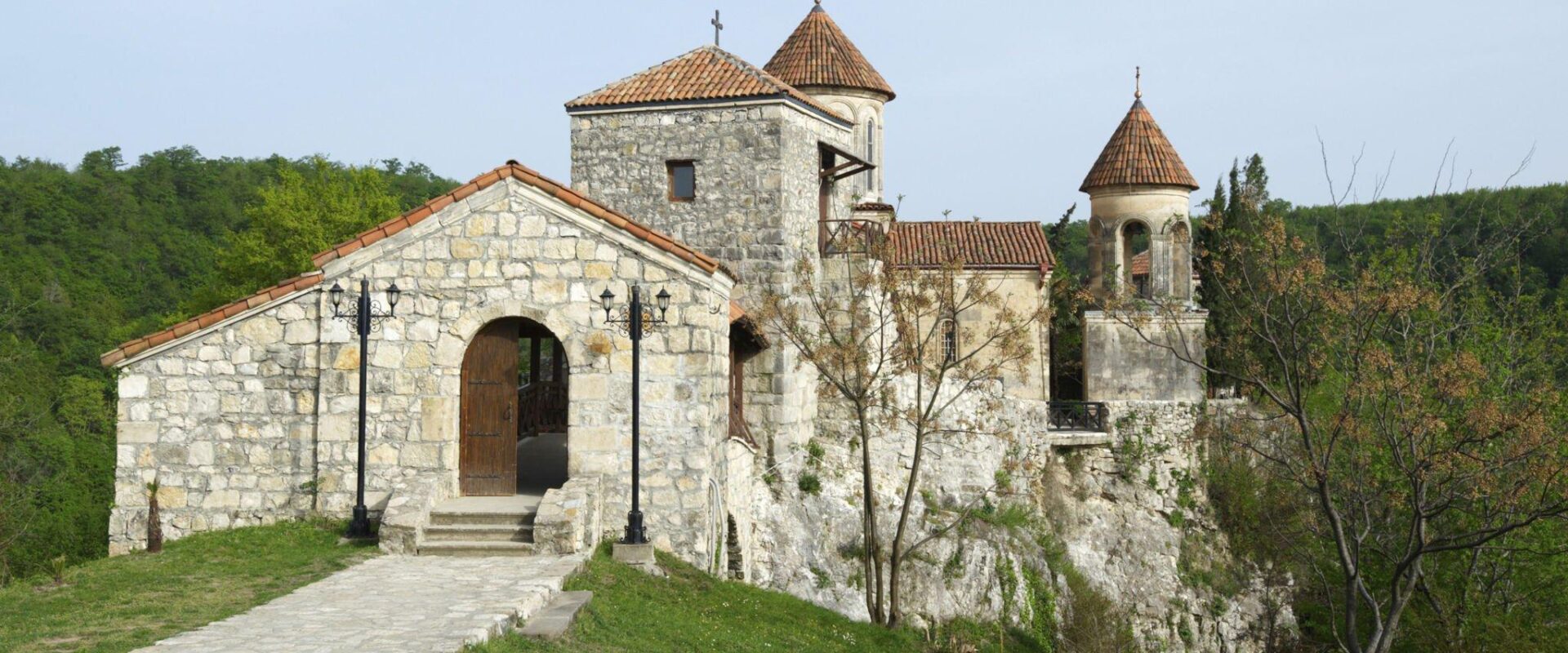 Motsameta monastery